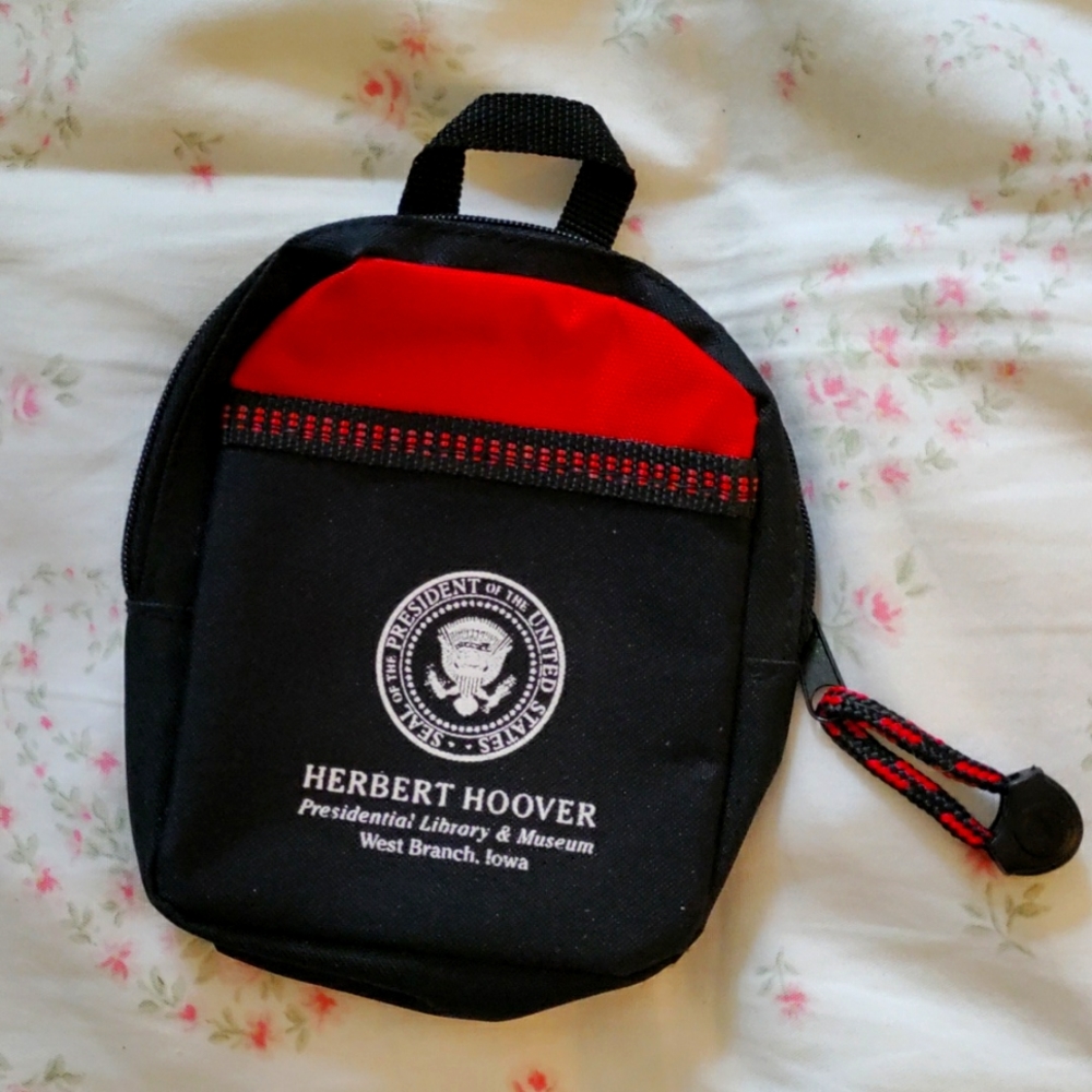 Keychain Backpack -Hebert Hoover Presidential Insignia